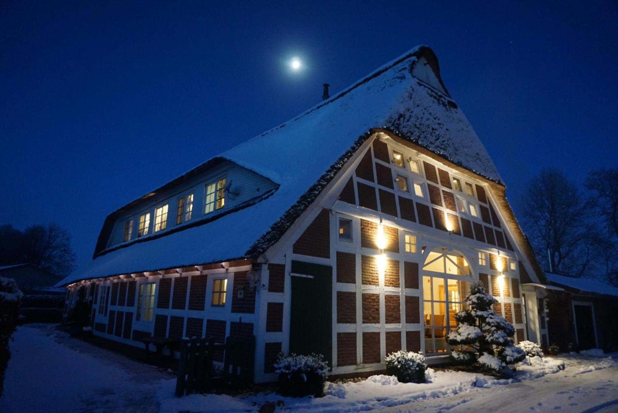 Hemmoor Altes Landhaus Oste, Klavier Appartement, 2 Zimmer Mit Kamin מראה חיצוני תמונה