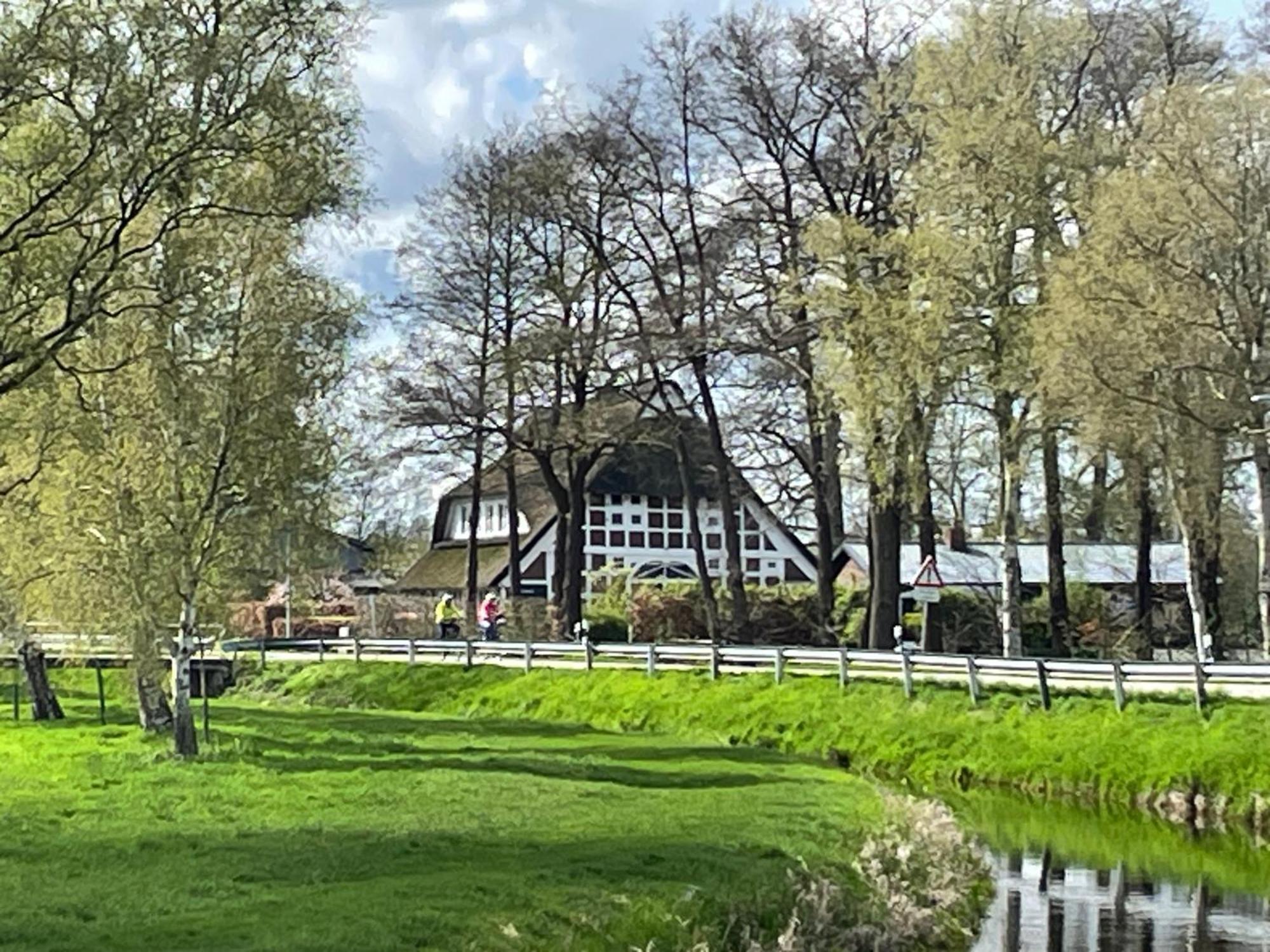 Hemmoor Altes Landhaus Oste, Klavier Appartement, 2 Zimmer Mit Kamin מראה חיצוני תמונה